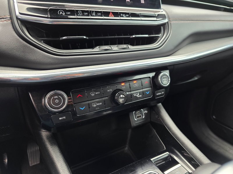 2022 Jeep Compass Limited Limited / RED Edition / Heated Seats