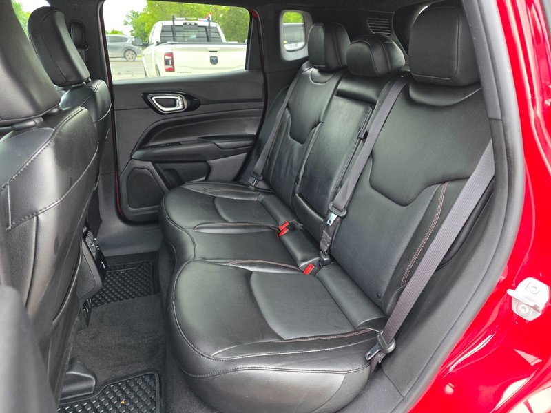 2022 Jeep Compass Limited Limited / RED Edition / Heated Seats