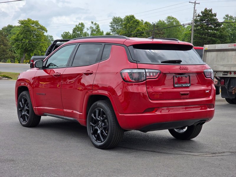 2022 Jeep Compass Limited Limited / Heated Seats and Steering