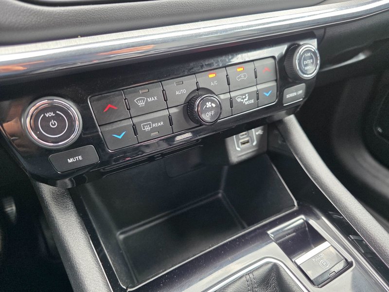 2022 Jeep Compass Limited Limited / Heated Seats and Steering