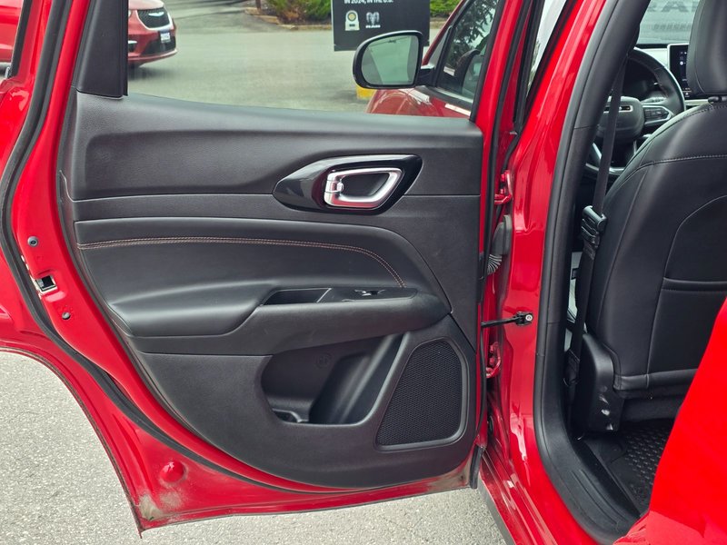 2022 Jeep Compass Limited Limited / Heated Seats and Steering