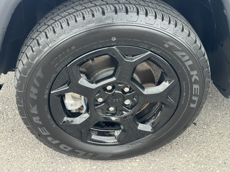 2023 Jeep Compass Trailhawk Trailhawk / Sunroof / 4x4