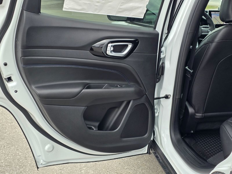 2025 Jeep Compass ALTITUDE In-Stock - TARIFF PROTECTED PRICING!