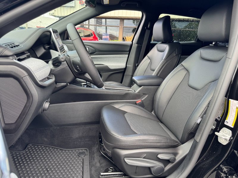 2025 Jeep Compass NORTH