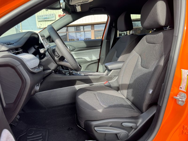 2026 Jeep COMPASS SPORT