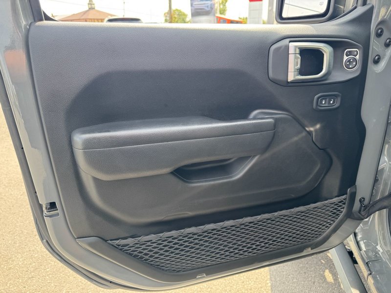 2023 Jeep Gladiator Mojave Mojave / Hardtop / Heated Seats