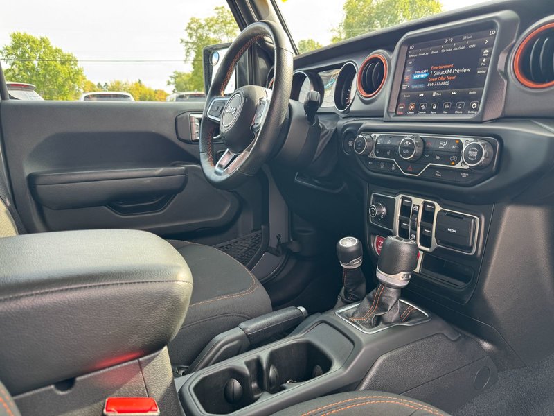 2023 Jeep Gladiator Mojave Mojave / Hardtop / Heated Seats