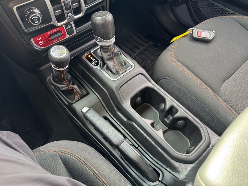 2023 Jeep Gladiator Mojave Mojave / Hardtop / Heated Seats