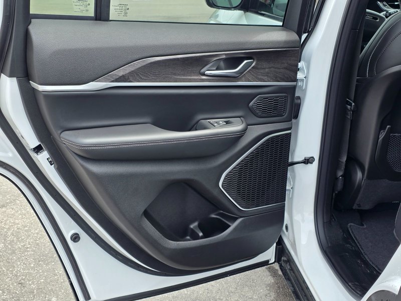 2025 Jeep Grand Cherokee 4xe 4XE