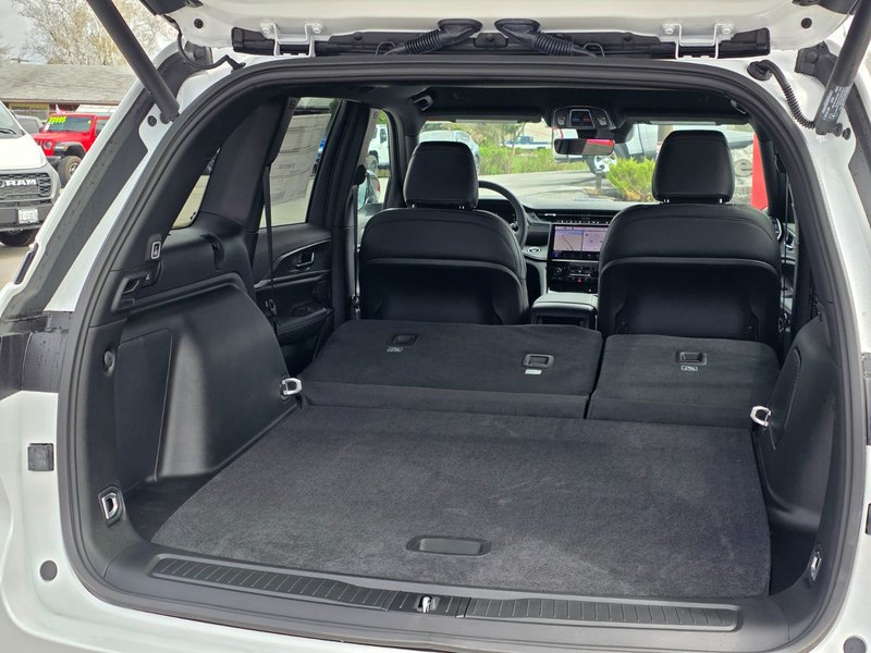 2025 Jeep Grand Cherokee 4xe 4XE