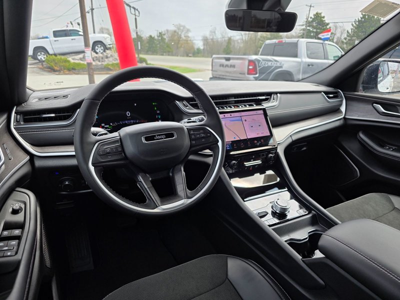 2025 Jeep Grand Cherokee 4xe 4XE