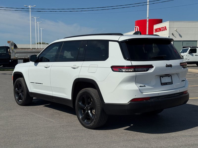 2024 Jeep Grand Cherokee L Limited Limited / Heated Seats / Dual-Pane Sunroof