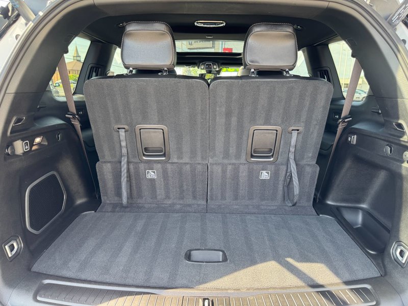2024 Jeep Grand Cherokee L Limited Limited / Heated Seats / Dual-Pane Sunroof
