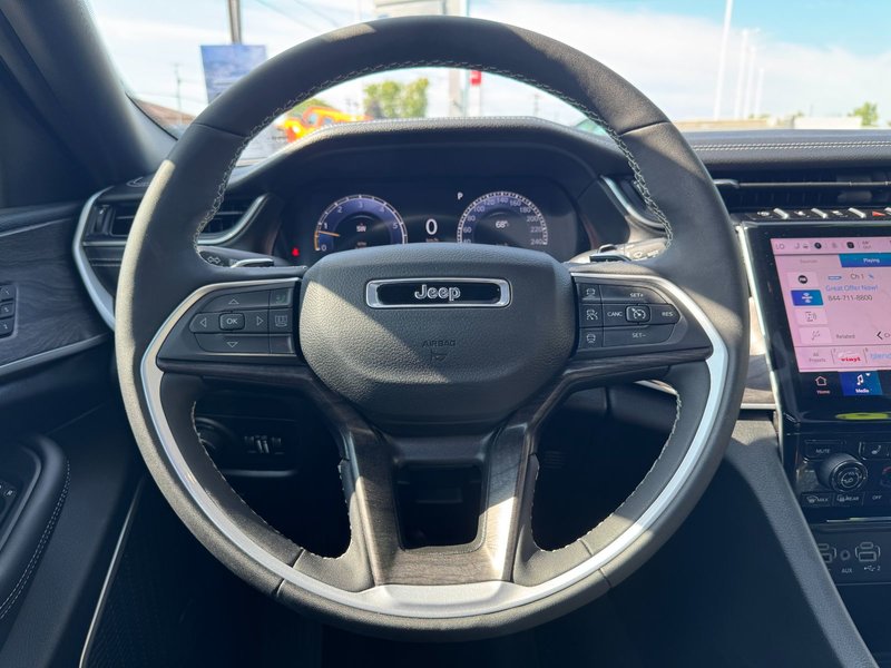 2024 Jeep Grand Cherokee L Limited Limited / Heated Seats / Dual-Pane Sunroof