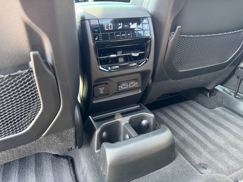 2024 Jeep Grand Cherokee L Limited Limited / Heated Seats / Dual-Pane Sunroof