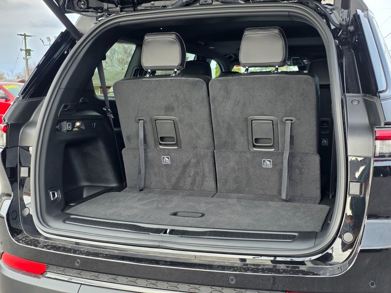 2025 Jeep Grand Cherokee L ALTITUDE In-Stock - TARIFF PROTECTED PRICING!