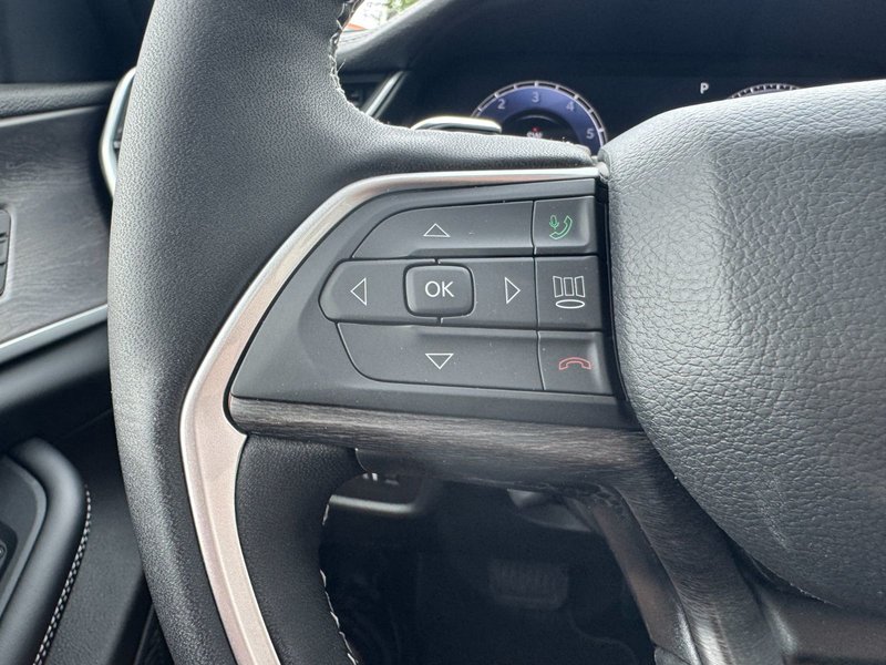 Jeep Grand Cherokee L LIMITED 2025