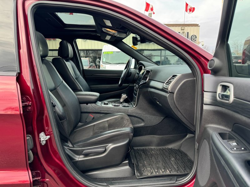 2020 Jeep Grand Cherokee Altitude Altitude / Sunroof / Tow group