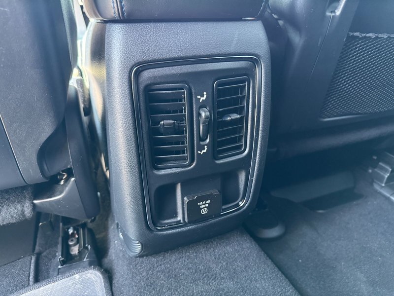 2020 Jeep Grand Cherokee Upland Edition Upland Edition / Navigation / Power Liftgate