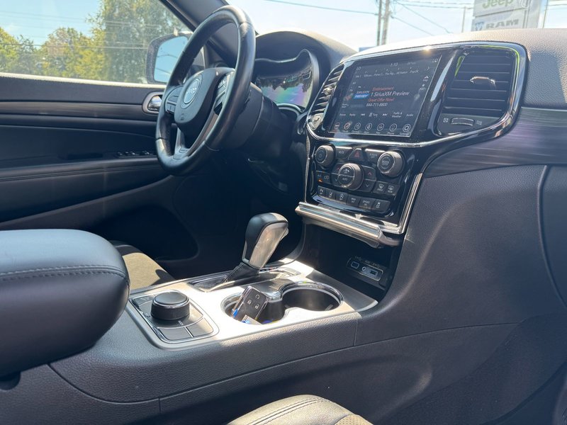 2020 Jeep Grand Cherokee Altitude Altitude Laredo / Sunroof / Heated Seats / 4x4