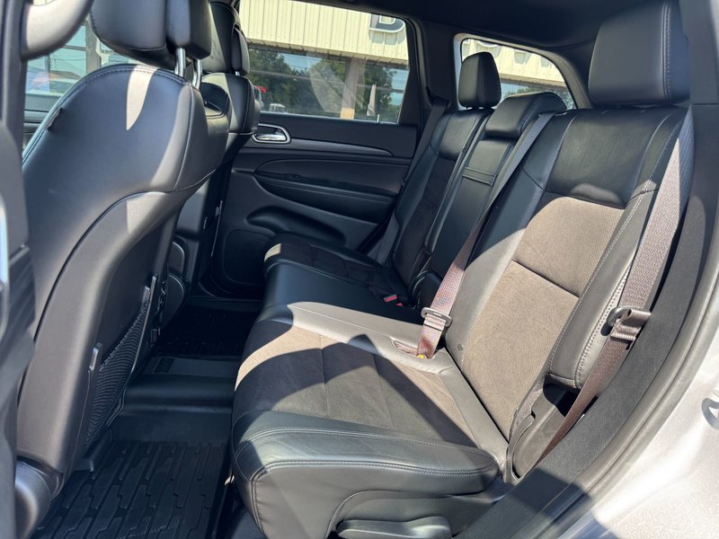 2020 Jeep Grand Cherokee Altitude Altitude Laredo / Sunroof / Heated Seats / 4x4