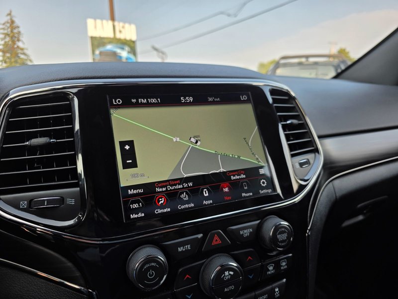 2021 Jeep Grand Cherokee Limited X Limited X / Heritage Leather Seats / Adaptive Crui