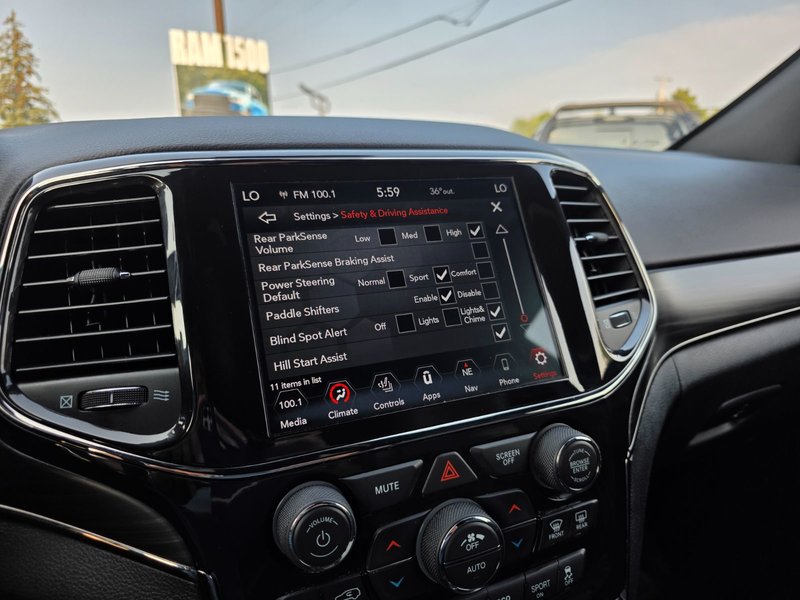 2021 Jeep Grand Cherokee Limited X Limited X / Heritage Leather Seats / Adaptive Crui