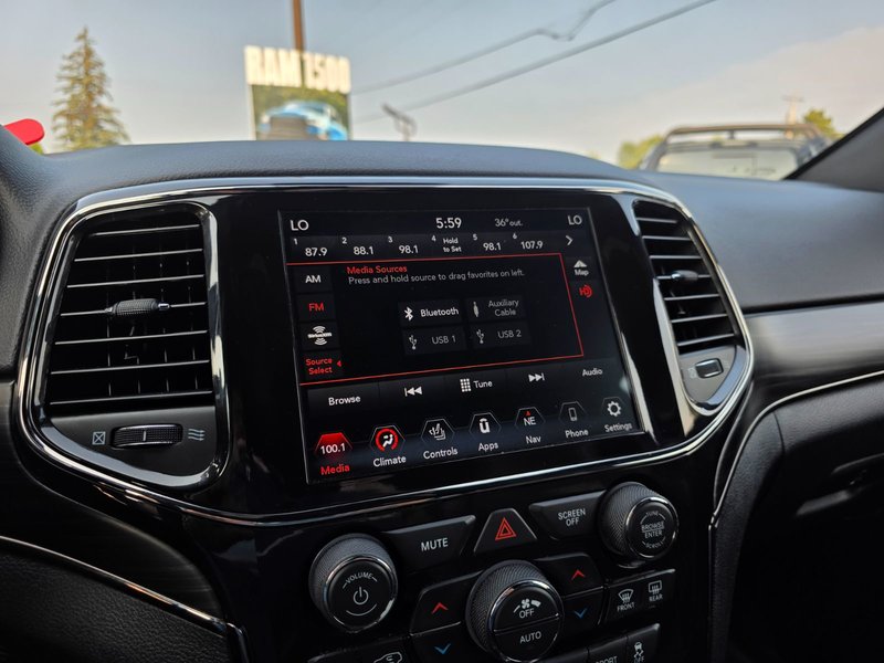 2021 Jeep Grand Cherokee Limited X Limited X / Heritage Leather Seats / Adaptive Crui