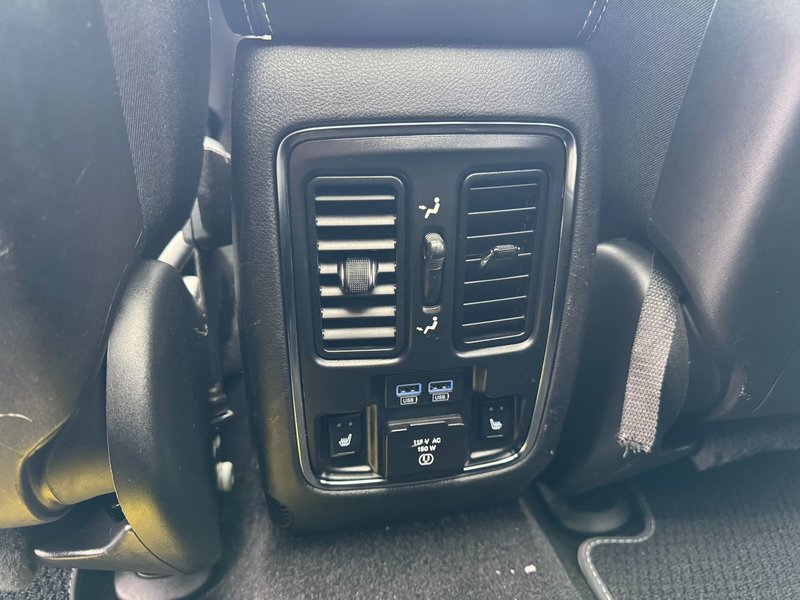 2021 Jeep Grand Cherokee 80th Anniversary Edition 80th Anniversary Edition / Heated Leather Seats