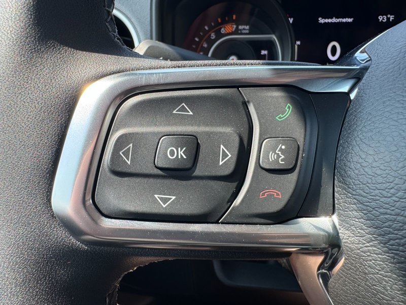 2025 Jeep WRANGLER 4-Door SAHARA