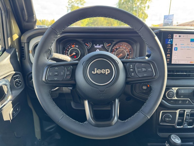 Jeep Wrangler 4-Door SPORT S 2025