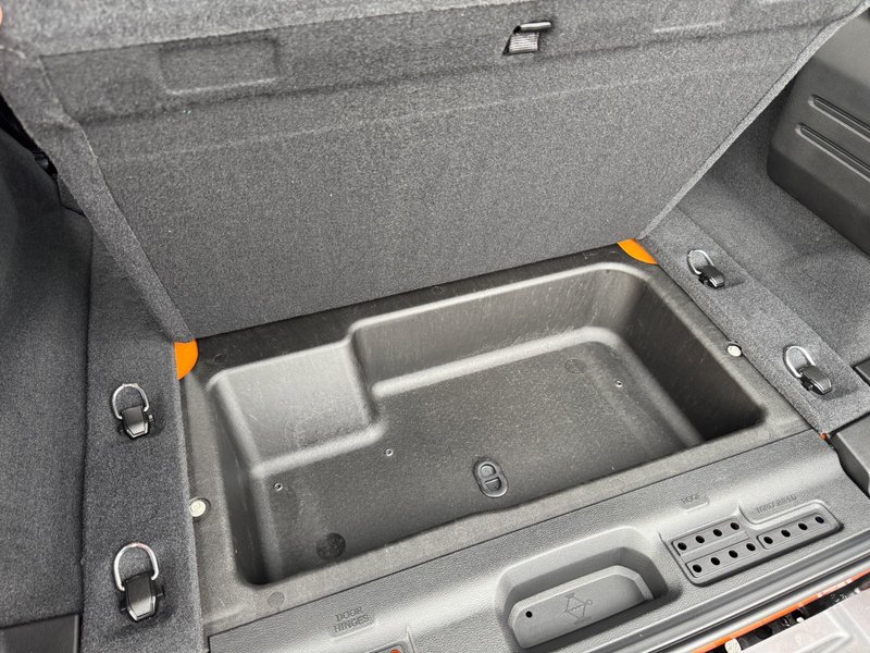 Jeep WRANGLER 4-Door SAHARA 2025