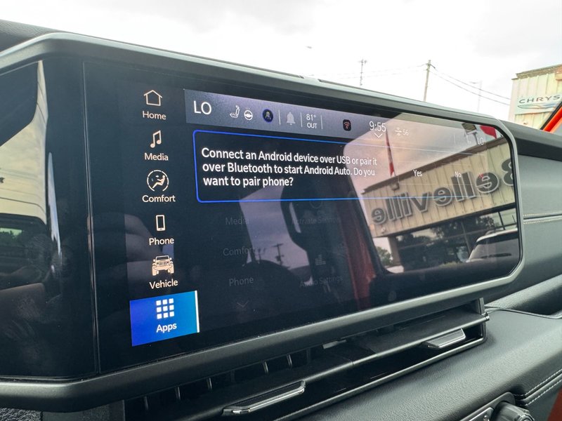 Jeep WRANGLER 4-Door SAHARA 2025