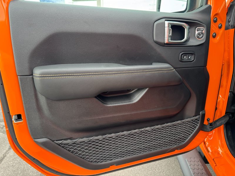 Jeep WRANGLER 4-Door SAHARA 2025