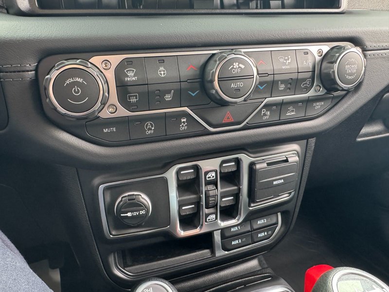 2026 Jeep Wrangler 4-Door SAHARA