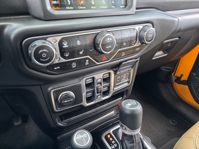 2018 Jeep Wrangler Unlimited Unlimited Sahara Unlimited Sahara / Heated Leather Seats