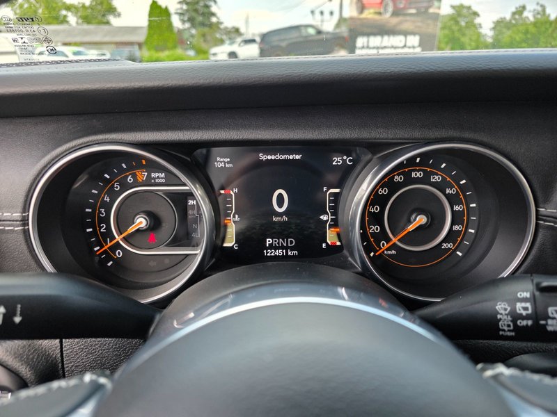 2018 Jeep Wrangler Unlimited Unlimited Sahara Unlimited Sahara / Heated Leather Seats