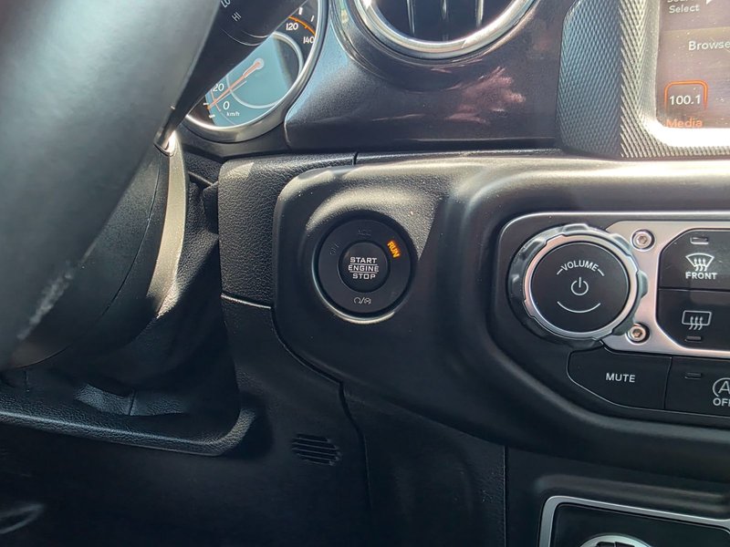 2021 Jeep Wrangler Unlimited Sahara Unlimited Sahara / Altitude / Leather Seats
