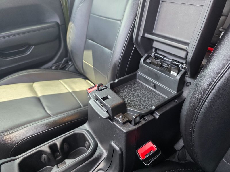 2021 Jeep Wrangler Unlimited Sahara Unlimited Sahara / Altitude / Leather Seats