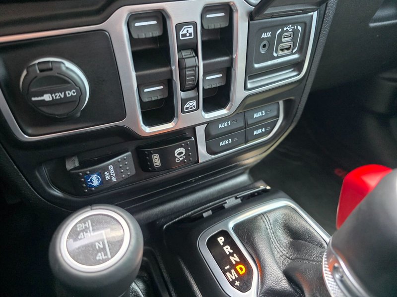 2021 Jeep Wrangler Unlimited Sahara Unlimited Sahara / Altitude / Leather Seats