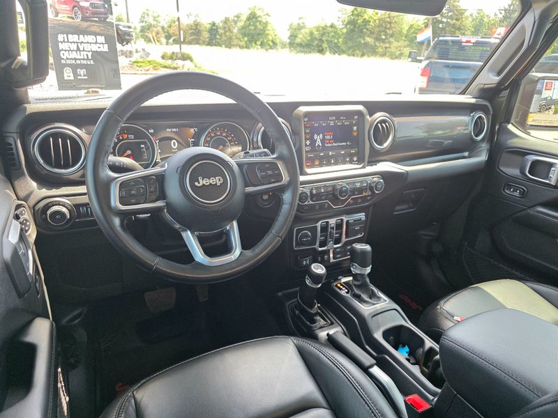 2021 Jeep Wrangler Unlimited Sahara Unlimited Sahara / Altitude / Leather Seats