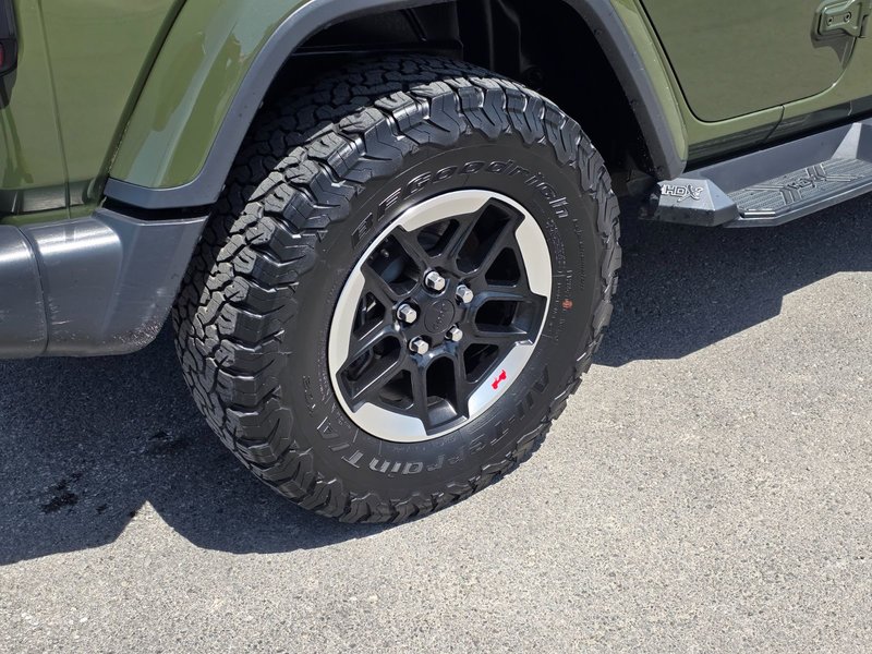 2021 Jeep Wrangler Unlimited Sahara Unlimited Sahara / Altitude / Leather Seats