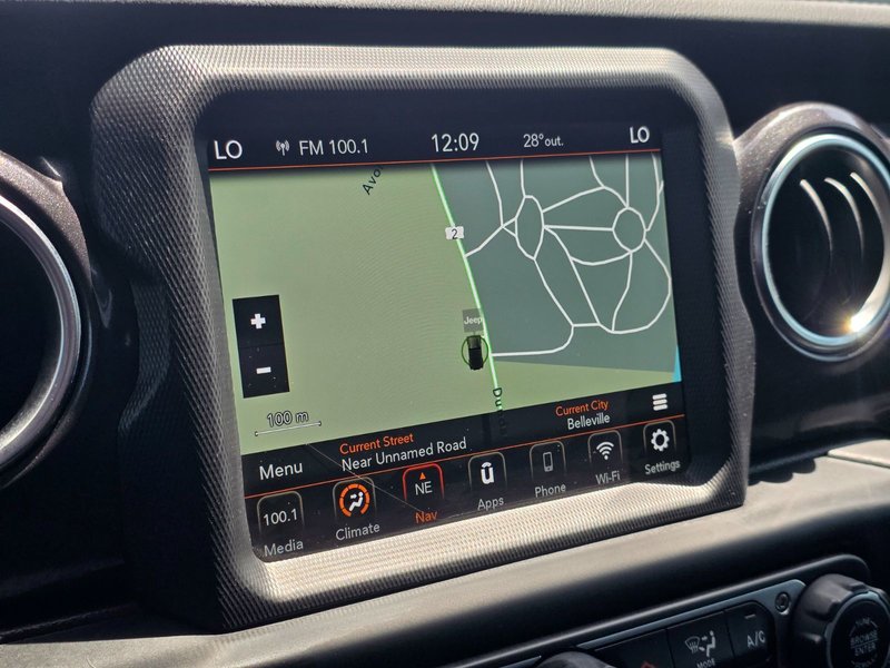 2021 Jeep Wrangler Unlimited Sahara Unlimited Sahara / Altitude / Leather Seats