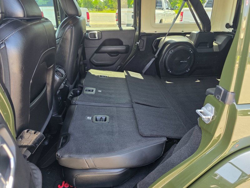 2021 Jeep Wrangler Unlimited Sahara Unlimited Sahara / Altitude / Leather Seats