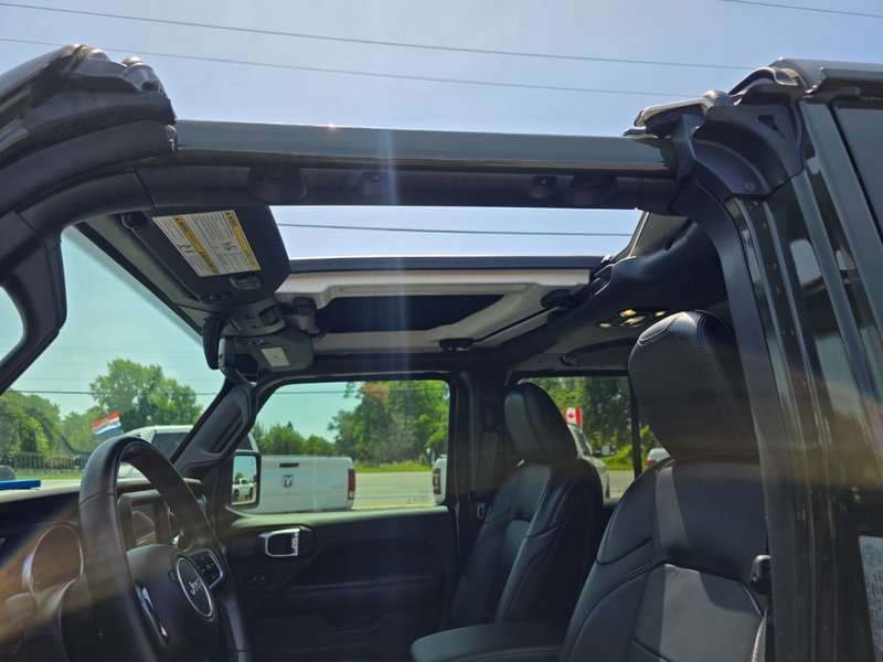 2021 Jeep Wrangler Unlimited Sahara Unlimited Sahara / Altitude / Leather Seats