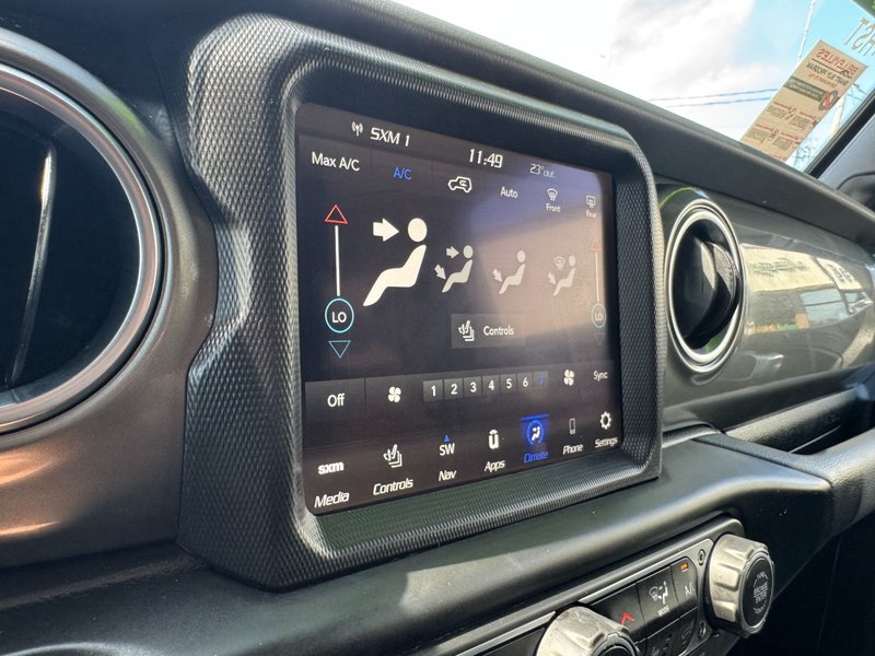 2023 Jeep Wrangler Sahara Sahara / Heated Seats / Trailer Tow