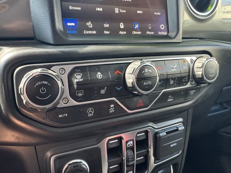 2023 Jeep Wrangler Sahara Sahara / Heated Seats / Trailer Tow