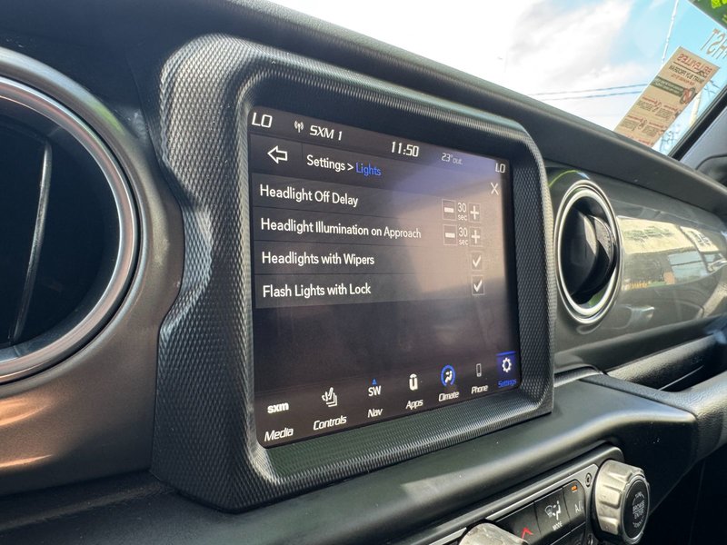 2023 Jeep Wrangler Sahara Sahara / Heated Seats / Trailer Tow