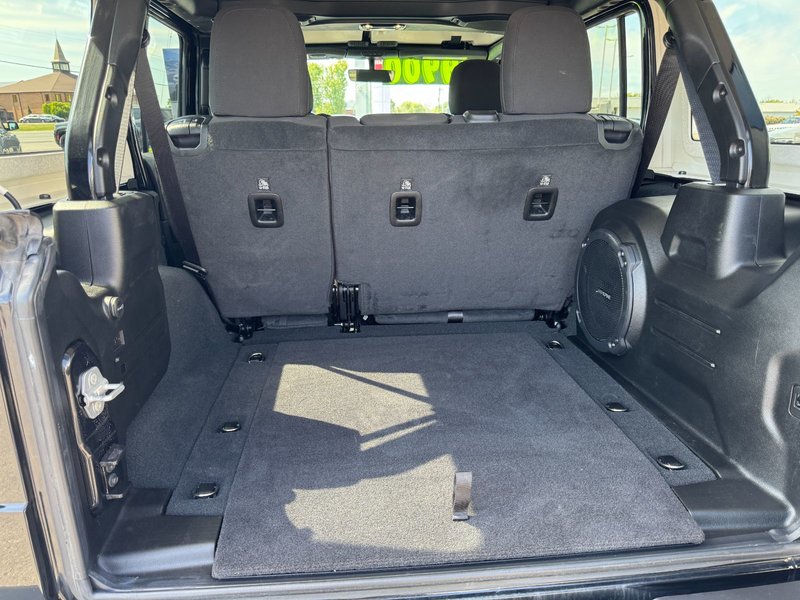 2023 Jeep Wrangler Sahara Sahara / Heated Seats / Trailer Tow