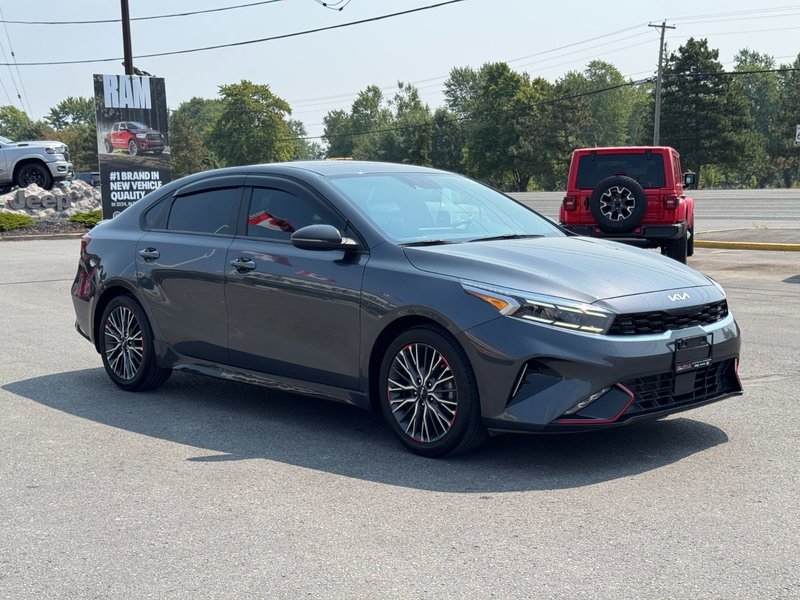 Kia Forte GT-Line 2024